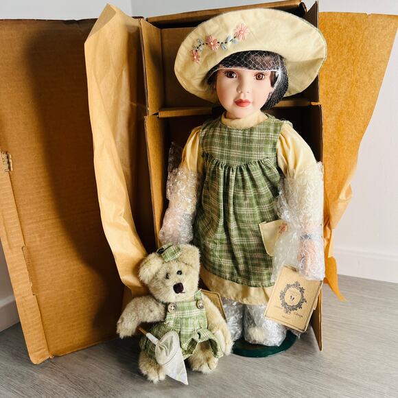 Limited Edition Yesterdays Child Porcelain Collection Doll Molly - Picture 1 of 8
